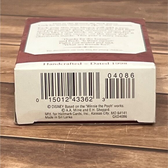 1998 HALLMARK KEEPSAKE ORNAMENT QXD4086 A VISIT FROM PIGLET WINNIE THE POOH - Picture 4 of 10